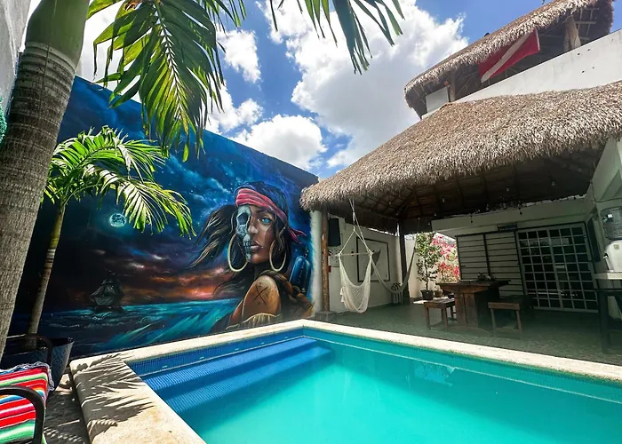 Hotel near College: La Perle Noire - Dive Hotel Cozumel