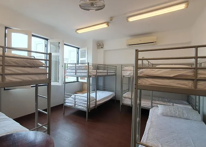 Beach hotel: Betel Box Backpackers Hostel