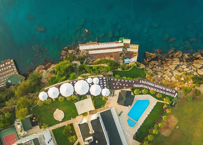 Waterpark Hotel: Falcon Hotel