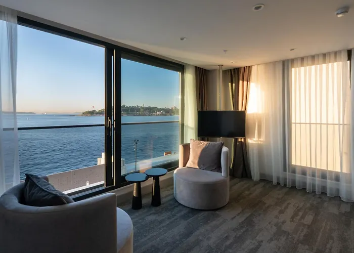 Pera Bosphorus
