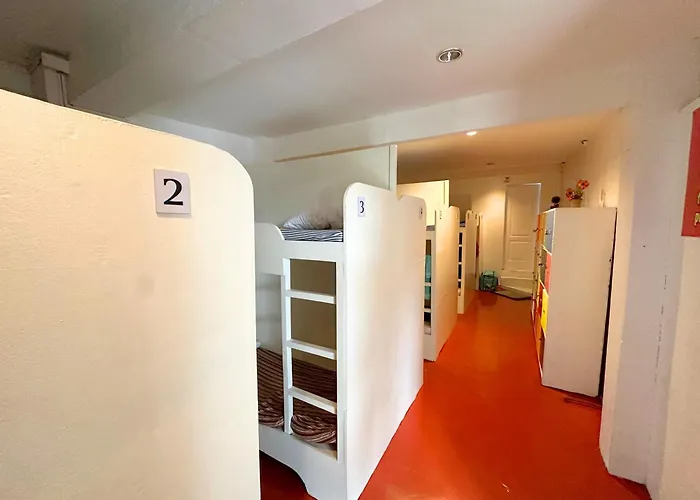 Cheap hotel: Dormitelsph Bgc