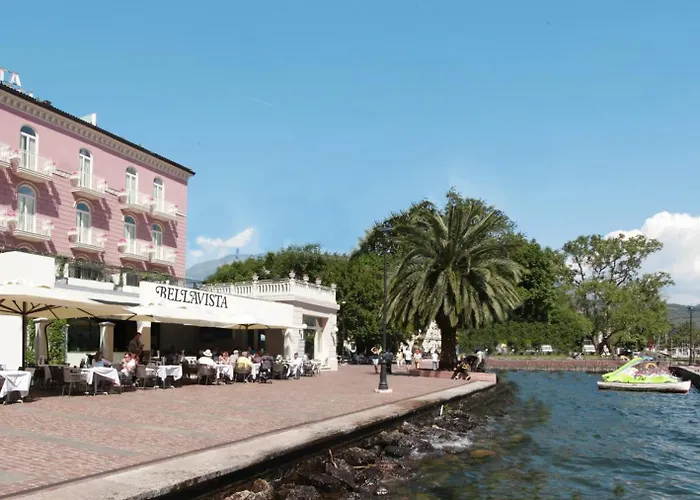 Bellavista Hotel Deluxe Apartments