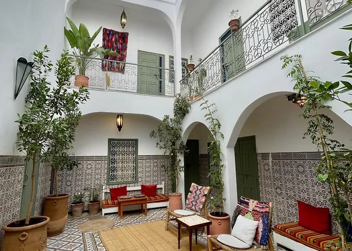 Hotel cerca del colegio: Riad Yu Yu