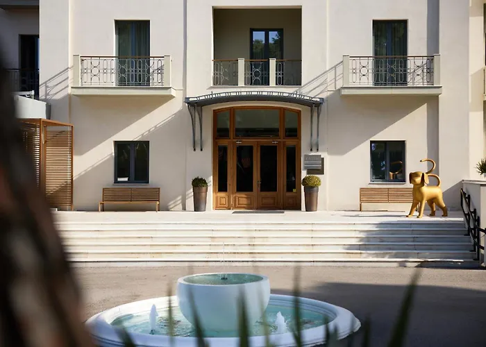 4 sterren hotel: Domotel Kastri