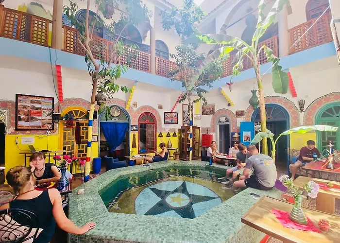 Hotel cerca del colegio: Riad Dia