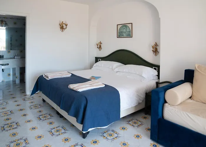 Hotels With Four Stars La Vega