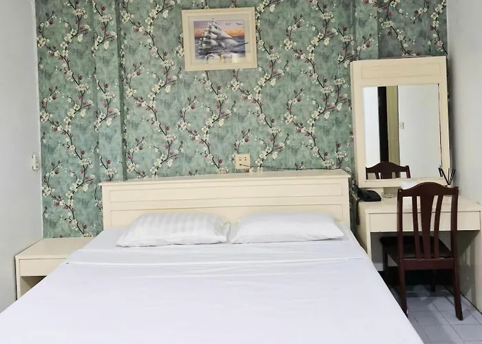 Cheap hotel: Woodlands Inn