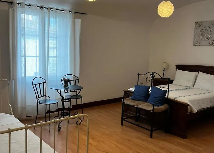 Avis Guesthouse