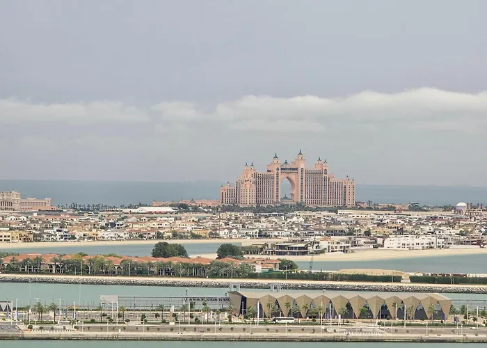 Beach Hotels 1 World Beach Property, Jbr, Award Winning , Coliving, Near Metro