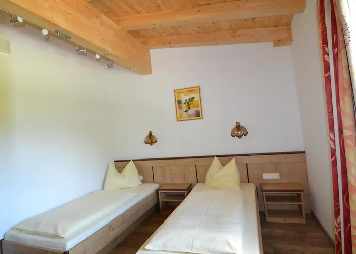 Jugendhotel Angerhof Og
