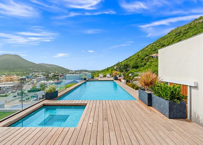 Hills Residence