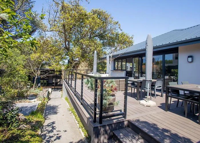 Family Hotel: Coral Wood Self Catering Suites And B&B