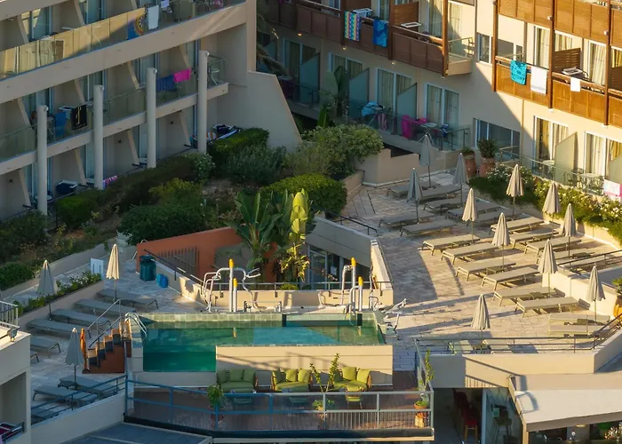 Hôtel pour familles: Minos Hotel