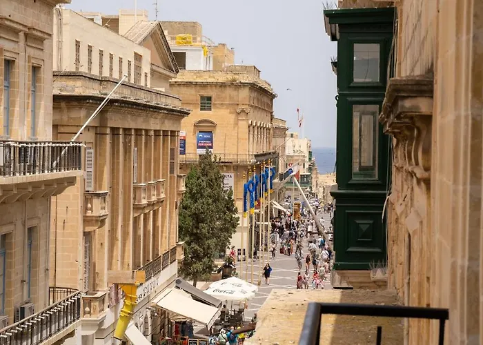 Hotel with Tennis: The Republic Boutique Hotel