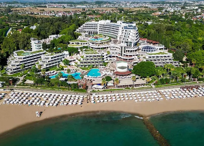 Waterpark Hotel: Sunrise Queen Luxury Hotel