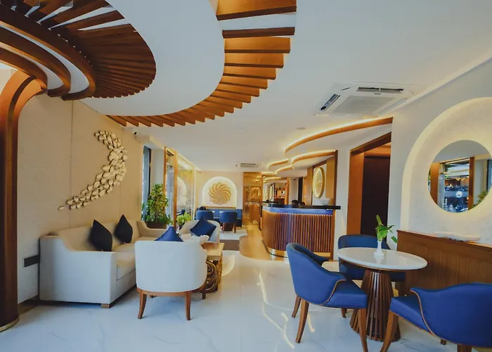 Hotel: Umet Seaview Hotel With Free Airport Pick Up And Drop T&C Apply