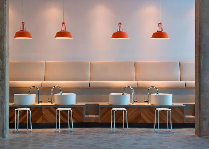 Welkom Hotel: Courtyard By Marriott Calgary South