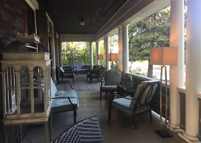 Lion'S Head B&B