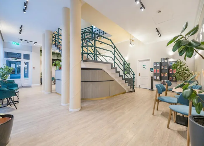 Hotel nahe College: Baross Hotel By Mellow Mood Hotels