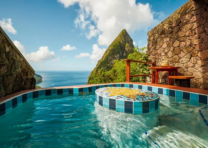 Ladera (Adults Only)