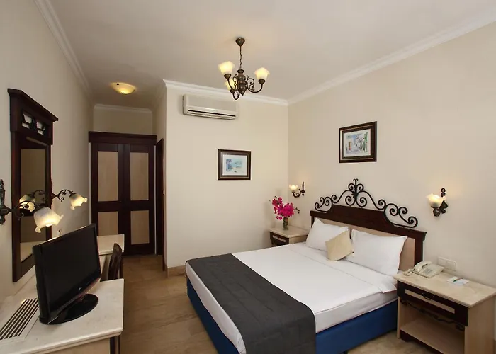 Hotel with Tennis: Fleur Bay Resort