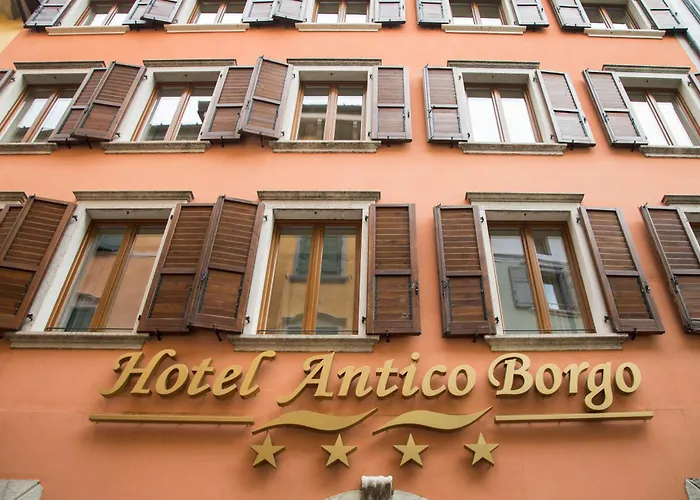 Albergo centrale: Hotel Antico Borgo