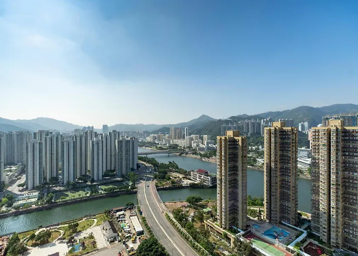 Hotels with tennis Courtyard By Marriott Hong Kong Sha Tin