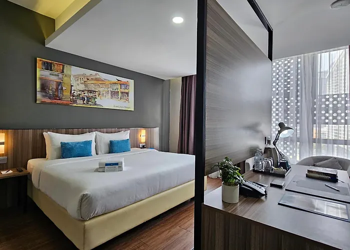 Days & Suites By Wyndham Kl - Chan Sow Lin Mrt Or Lrt