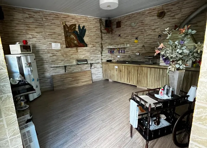 Hotel 3 estrelas: Pousada Na Natureza