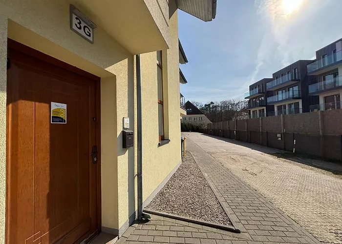 Apartamenty Bryza - Family Home - Parking - Komandorska 3E-3G
