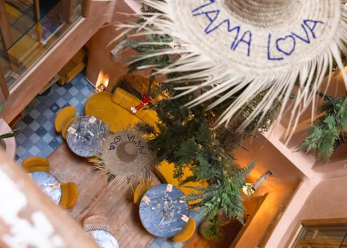 Mama Lova Hôtel, Riad, Restaurant&Spa