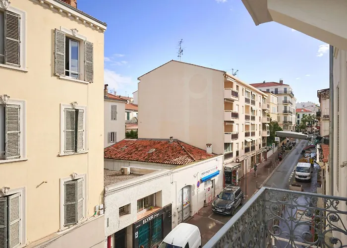 Hotel des Congrès et Festivals