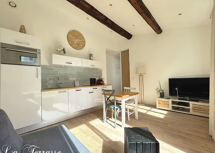 Hotel de 5 estrellas: Les Appartements Du Vieux Port