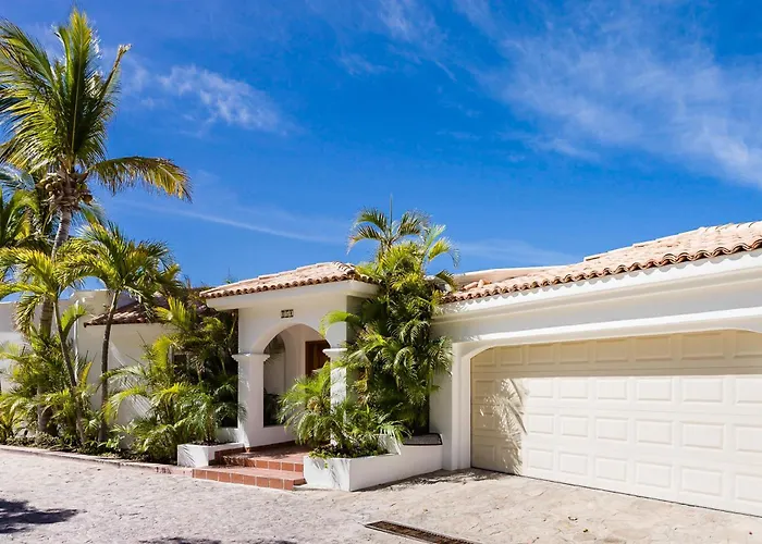Villa Fiesta by Cabo Villas