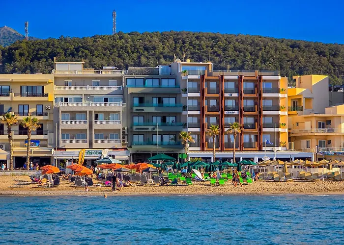 Theo Beach Apartments