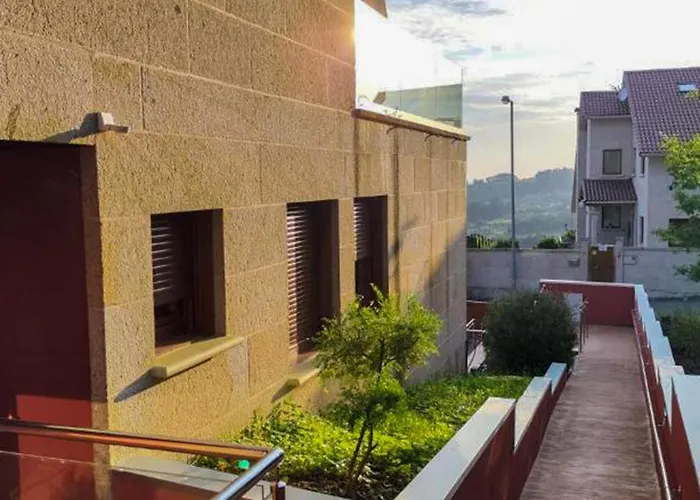 Hotel cerca del colegio: Top Sanxenxo 3000