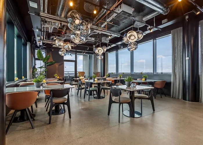 Resort: Unity Helsinki - A Studio Hotel