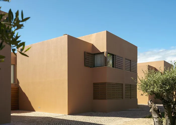 Ferienvermietung: Salgados Premium Beach Villa By Da'Home