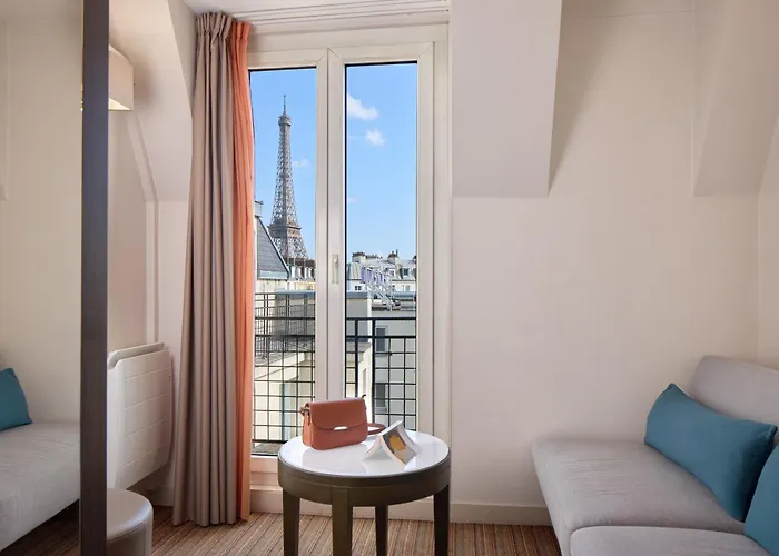 Hôtel pour familles: Timhotel Tour Eiffel