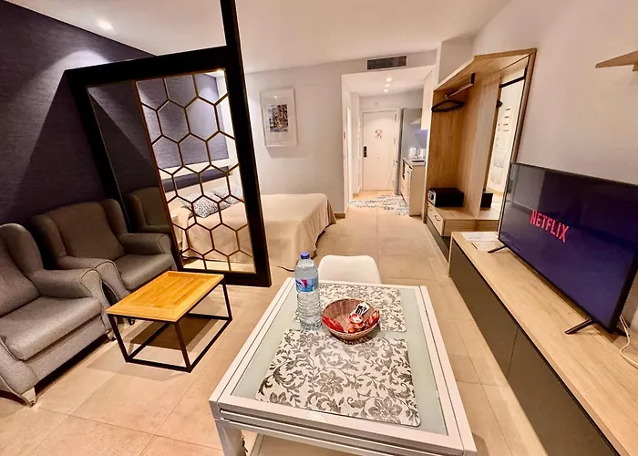 Alquiler de vacaciones: Vistamar Colors Boutique Luxury Apartments By Dlv -Adults Only-