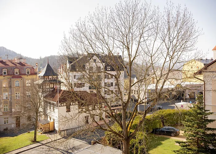 Hotel mit Aussicht: Villa Leopold - Apartmanovy Dum