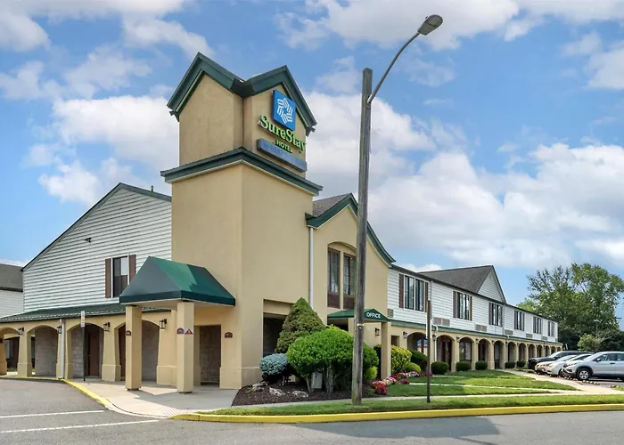 Surestay Hotel By Best Western East Brunswick