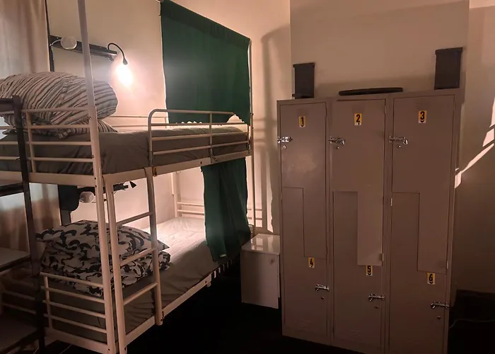 Shiralee Hostel -Note - Valid Passport Required To Check In