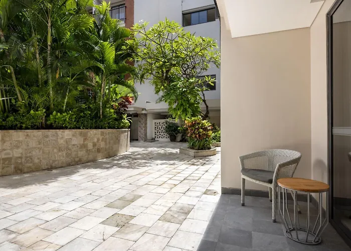 Hotel de 4 estrellas: Anathera Resort Kuta Bali Airport