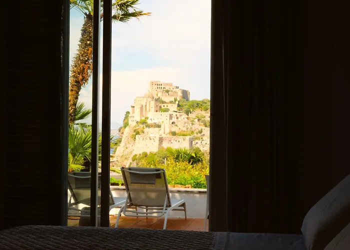 Villa To Ischia With Love