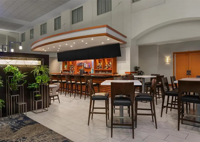 Albergo economico: Embassy Suites Boston At Logan Airport