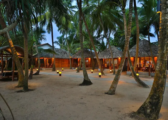 Best Selfcatering Thejan Beach Cabanas