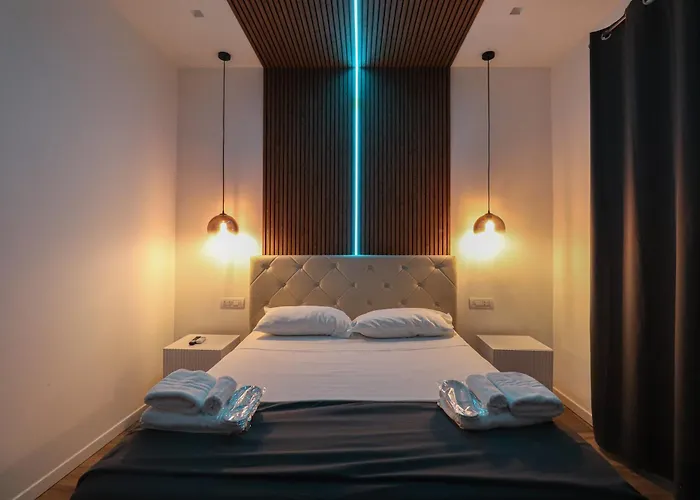 Essenza House Via Alessandria