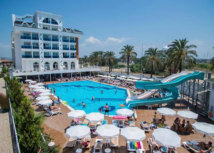 Hotel met zwembad: Palm World Side Resort&Spa