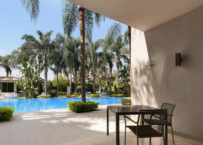 Hotel: Dusit Thani Lakeview Cairo